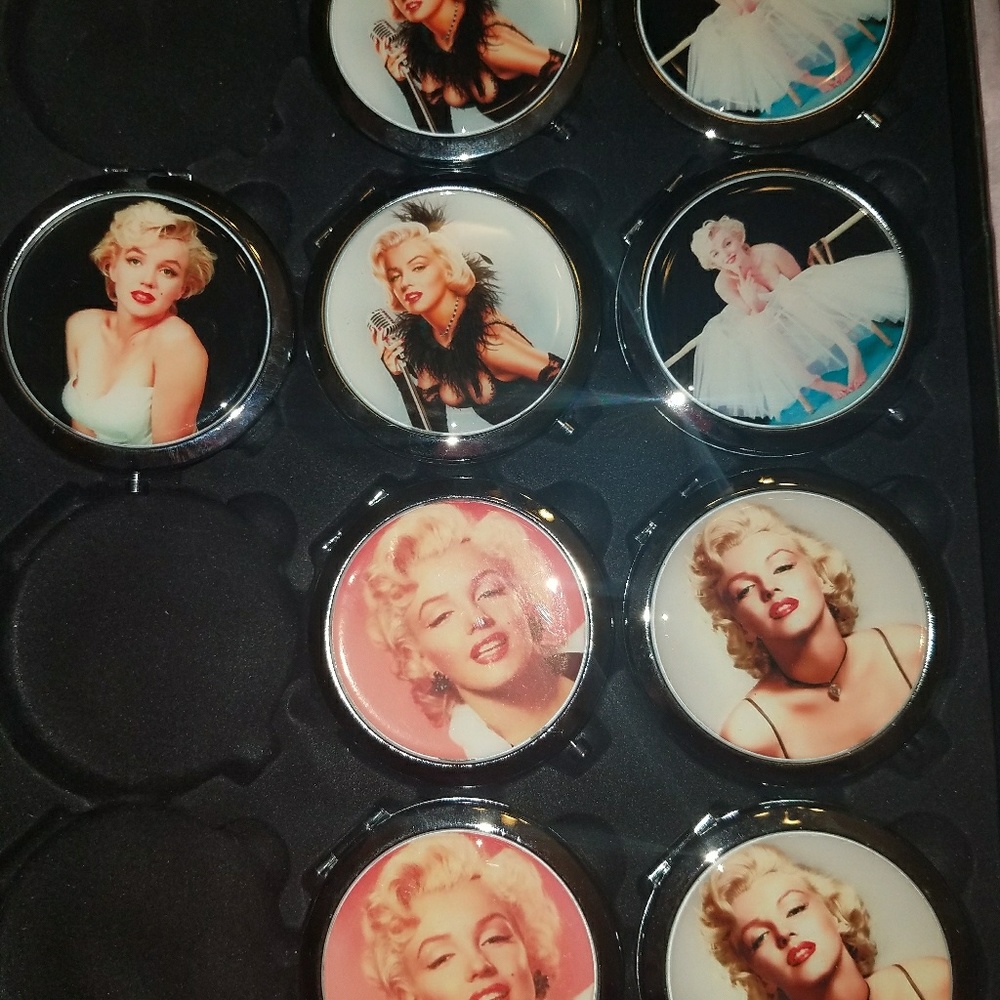 Mirror - Picture 3 of 3